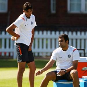 'Ishant, Zaheer fit for first Test vs Australia'