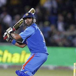 Key is to bat well in the middle overs: Yuvraj