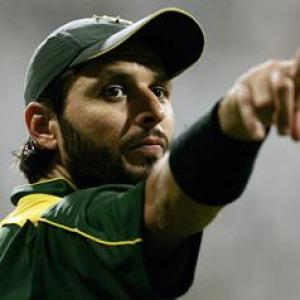 Attend hearing or risk action, PCB tells Afridi