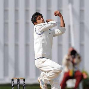 Ranji: Mumbai thrash Jharkhand, set to meet MP in Ranji semis