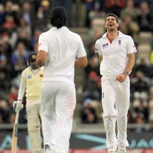 England pace bowlers impress in the rain