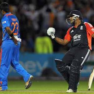 Images: England hold nerves to win T20 vs India