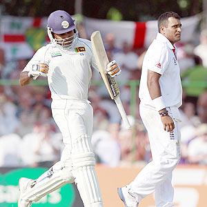 Jayawardene frustrates England with another ton