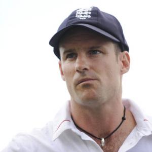England did not respond well to top ranking: Strauss