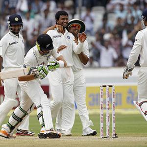 It's important to stick to basics in Tests: Ojha