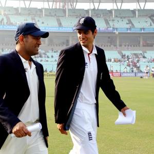 PHOTOS: Tendulkar back in form but England on top