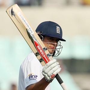 Cook misses double ton as India pull back two wickets
