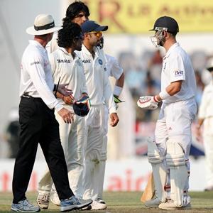 Heated exchange between Kohli and Trott on day four