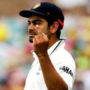 Kohli may face action for middle finger gesture