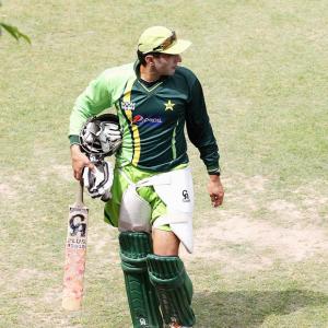 Captain Misbah leads Pakistan revival