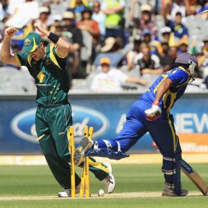 PHOTOS: Hussey's effort goes in vain as Lanka reach final