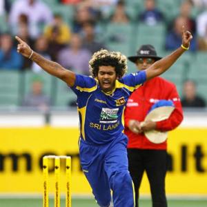 Spirited Lankans look to get better of Aussies
