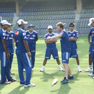 IPL preview: Kolkata look to arrest slide against Mumbai