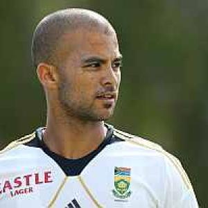 Duminy ruled out of series with ruptured tendon