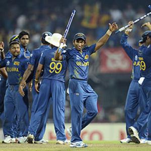Spinners star as Sri Lanka edge Pakistan to make final