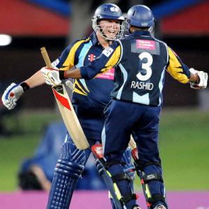 CLT20 PHOTOS: Auckland, Yorkshire make it to the main draw