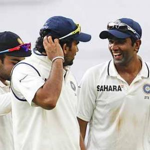 PHOTOS: India vs New Zealand, Bangalore Test (Day Three)
