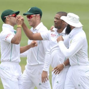 Philander becomes fastest South African to take 100 Test wickets