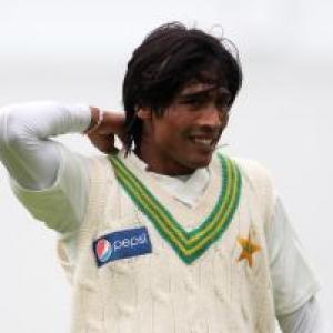 ICC allows Amir to play domestic cricket for one year