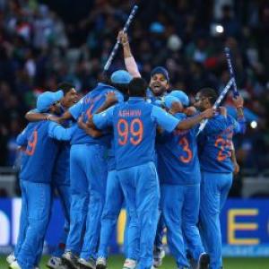 Indian team departs for Zimbabwe