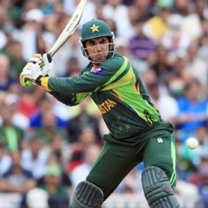 Misbah leads from front to give Pakistan series win