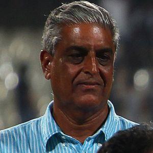 Spot-fixing scandal: Delhi Police talks to Jagdale, IPL CEO
