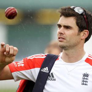 No one in England team has ever tampered with a ball: Anderson