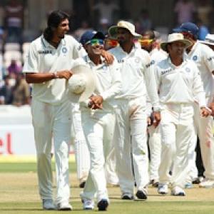 India hand Australia crushing defeat, lead series 2-0