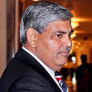 Former chief Manohar to attend BCCI's Working Committee meeting