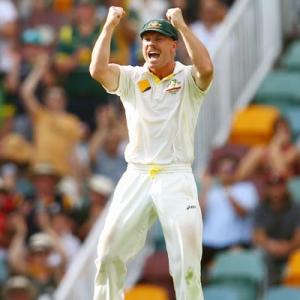 Australia's Warner says went 'too far' in Ashes sledging