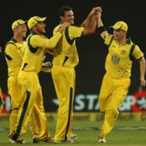 Clinical Australia beat India by 72 runs