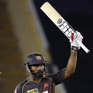 CLT20 PHOTOS: Dhawan, Parthiv lift Sunrisers to easy victory