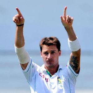 Steyn wants India to tour SA, eyes battle with Dhawan