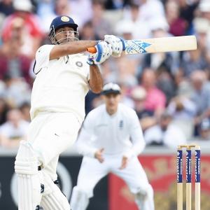 Stats: Dhoni surpasses Dada's record in England