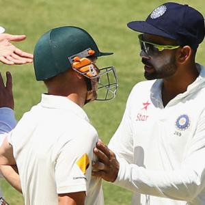 Warner, Indian players in war of words over no-ball dismissal