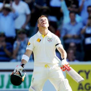 Warner frustrates India as Australia push lead