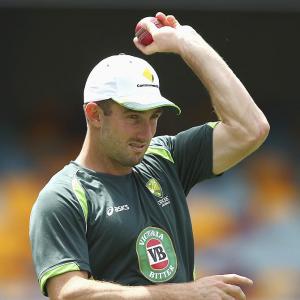 Shaun Marsh replaces Clarke, pacer Hazlewood gets call-up for second Test
