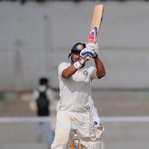 Ranji Trophy: Yuvraj ton gives Punjab upperhand