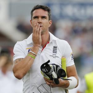 Kevin Pietersen named in England's 'provisional' World Cup squad