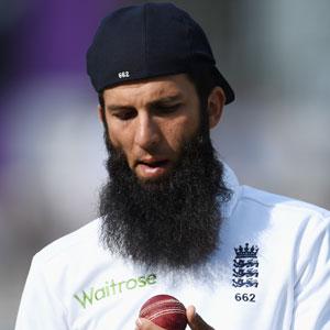 England cricketer Moeen Ali detained at Birmingham airport