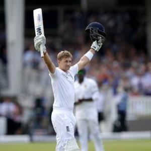 Sri Lanka fight back after Root double ton hoists England