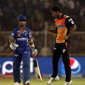 Watson's 'trick' in vain as Hyderabad crush Rajasthan