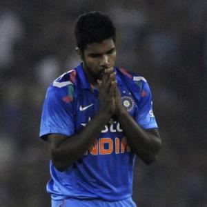 Indian management sweats over Aaron's injury
