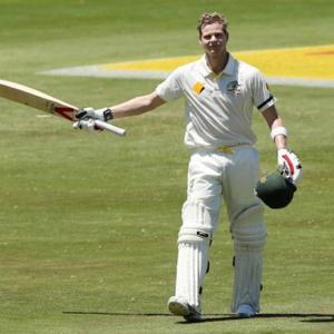 In Clarke's absence, Steve Smith must lead against India, say Aussie greats
