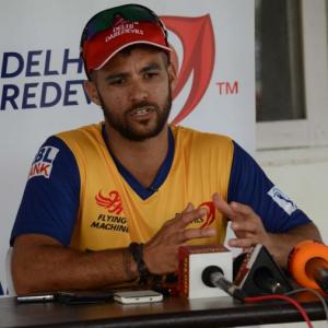 Zaheer's experience will be crucial for the team: Duminy