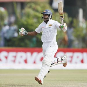 PHOTOS: Chandimal frustrates India on Day 3