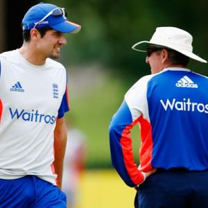 England aim to dethrone Test kings South Africa