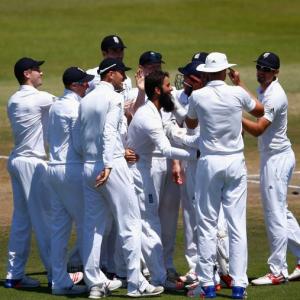 Durban Test: England beat South Africa by 241 runs