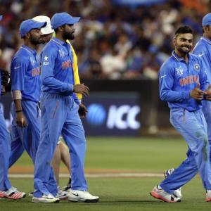Dhoni pleased with yet another 'complete performance'