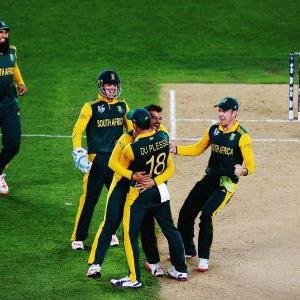 Leie shines on debut, South Africa clinch T20 series in Dhaka